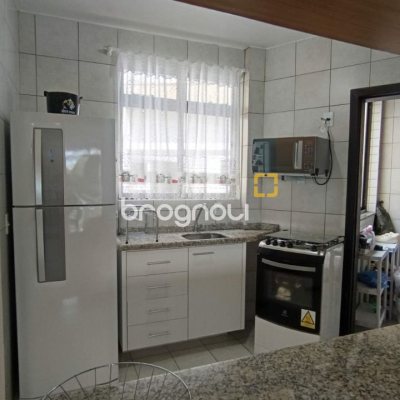 Apartamento com 70m², 2 quartos (sendo 1 suíte), 1 garagem, no bairro Ingleses em Florianópolis