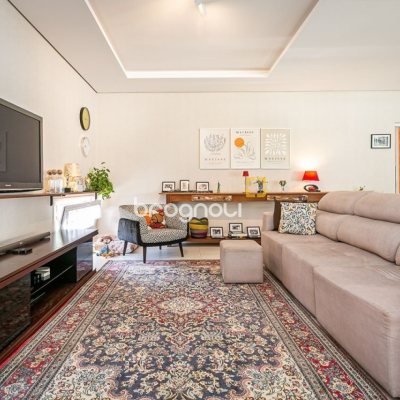 Casa de Condomínio com 542m², 4 quartos (sendo 3 suítes), 2 garagens, no bairro Lagoa da Conceição em Florianópolis