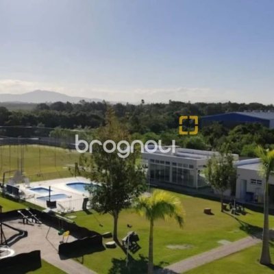Apartamento com 58m², 2 quartos, 2 garagens, no bairro Ingleses em Florianópolis