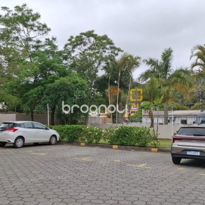 Apartamento com 58m², 2 quartos, 2 garagens, no bairro Ingleses em Florianópolis