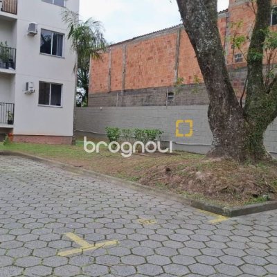 Apartamento com 58m², 2 quartos, 2 garagens, no bairro Ingleses em Florianópolis