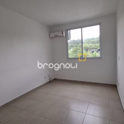 Apartamento com 58m², 2 quartos, 2 garagens, no bairro Ingleses em Florianópolis