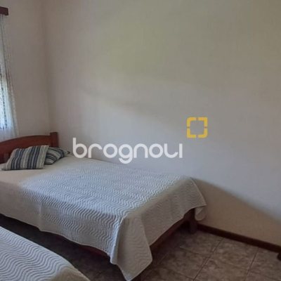 Casa com 123m², 3 quartos, 3 garagens, no bairro Ingleses do Rio Vermelho em Florianópolis