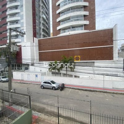 Apartamento com 69m², 3 quartos, 1 garagem, no bairro Campinas em São José