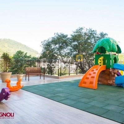 Apartamento com 66m², 2 quartos (sendo 1 suíte), 1 garagem, no bairro Itacorubi em Florianópolis