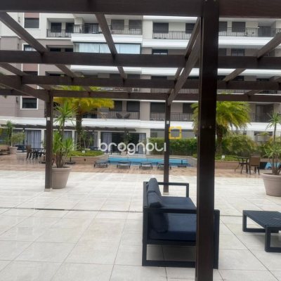 Apartamento com 66m², 2 quartos (sendo 1 suíte), 1 garagem, no bairro Itacorubi em Florianópolis