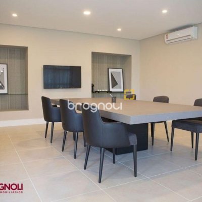 Apartamento com 66m², 2 quartos (sendo 1 suíte), 1 garagem, no bairro Itacorubi em Florianópolis