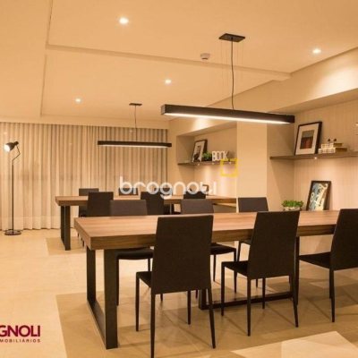 Apartamento com 66m², 2 quartos (sendo 1 suíte), 1 garagem, no bairro Itacorubi em Florianópolis