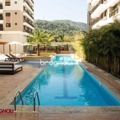 Apartamento com 66m², 2 quartos (sendo 1 suíte), 1 garagem, no bairro Itacorubi em Florianópolis
