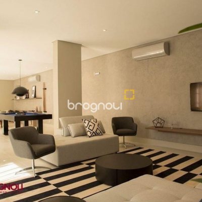 Apartamento com 66m², 2 quartos (sendo 1 suíte), 1 garagem, no bairro Itacorubi em Florianópolis