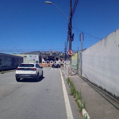 Terreno com 1095m², no bairro Floresta em São José