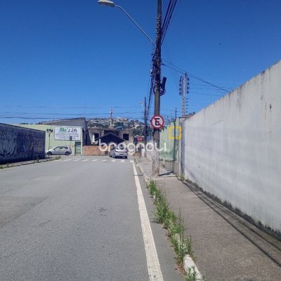 Terreno com 1095m², no bairro Floresta em São José