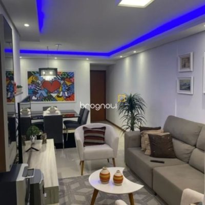 Apartamento com 108m², 3 quartos (sendo 1 suíte), 2 garagens, no bairro Estreito em Florianópolis
