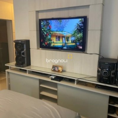 Apartamento com 108m², 3 quartos (sendo 1 suíte), 2 garagens, no bairro Estreito em Florianópolis
