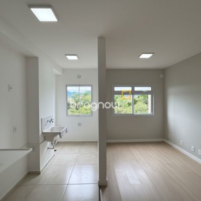 Apartamento com 48m², 2 quartos, 1 garagem, no bairro Bela Vista em Palhoça