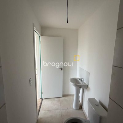 Apartamento com 48m², 2 quartos, 1 garagem, no bairro Bela Vista em Palhoça