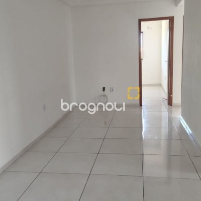 Apartamento com 68m², 3 quartos (sendo 1 suíte), 1 garagem, no bairro São João do Rio Vermelho em Florianópolis