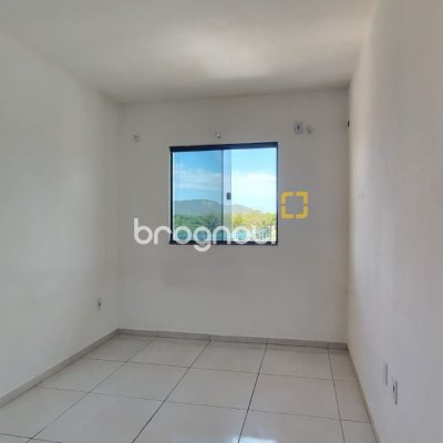 Apartamento com 68m², 3 quartos (sendo 1 suíte), 1 garagem, no bairro São João do Rio Vermelho em Florianópolis