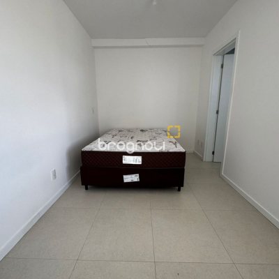 Studio com 32m², 1 quarto (sendo 1 suíte), 1 garagem, no bairro Trindade em Florianópolis