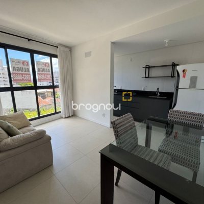 Studio com 32m², 1 quarto (sendo 1 suíte), 1 garagem, no bairro Trindade em Florianópolis