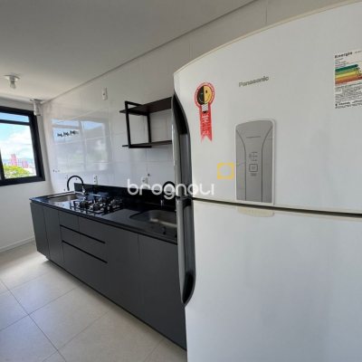 Studio com 32m², 1 quarto (sendo 1 suíte), 1 garagem, no bairro Trindade em Florianópolis