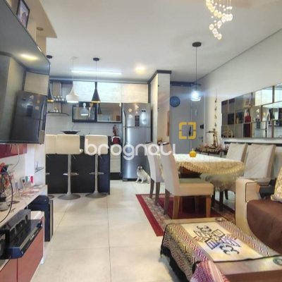 Apartamento com 65m², 2 quartos (sendo 1 suíte), 1 garagem, no bairro Ingleses em Florianópolis