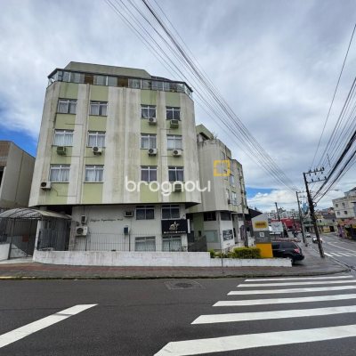 Cobertura com 183m², 3 quartos (sendo 1 suíte), 10 garagens, no bairro Capoeiras em Florianópolis