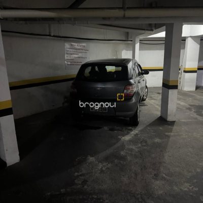Cobertura com 183m², 3 quartos (sendo 1 suíte), 10 garagens, no bairro Capoeiras em Florianópolis