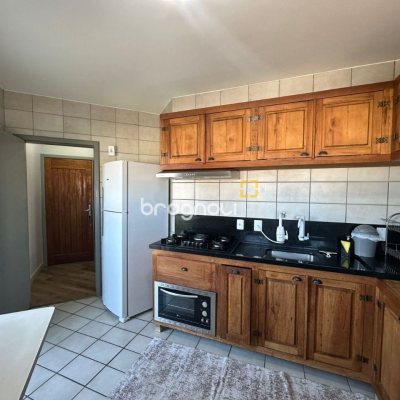 Cobertura com 183m², 3 quartos (sendo 1 suíte), 10 garagens, no bairro Capoeiras em Florianópolis