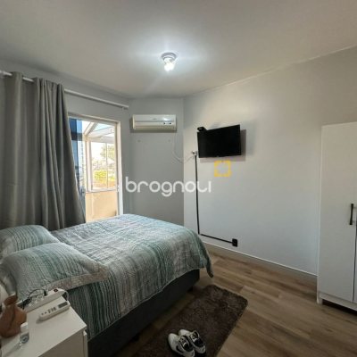 Cobertura com 183m², 3 quartos (sendo 1 suíte), 10 garagens, no bairro Capoeiras em Florianópolis