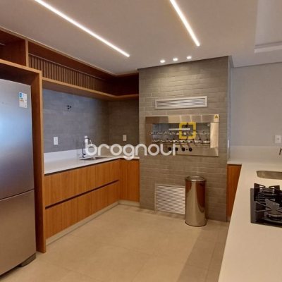Apartamento com 94m², 3 quartos (sendo 1 suíte), 2 garagens, no bairro Monte Verde em Florianópolis