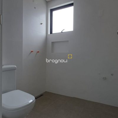 Apartamento com 94m², 3 quartos (sendo 1 suíte), 2 garagens, no bairro Monte Verde em Florianópolis