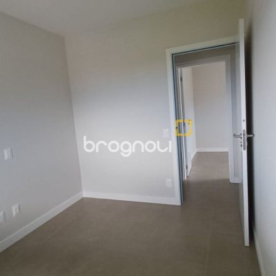Apartamento com 94m², 3 quartos (sendo 1 suíte), 2 garagens, no bairro Monte Verde em Florianópolis