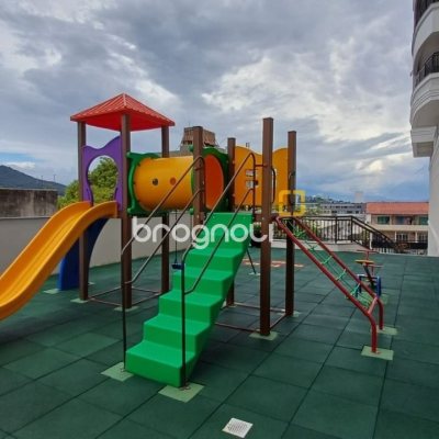 Apartamento com 94m², 3 quartos (sendo 1 suíte), 2 garagens, no bairro Monte Verde em Florianópolis