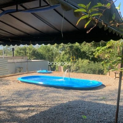 Sítio com 300m², 3 quartos, 1 garagem, no bairro Canasvieiras em Florianópolis