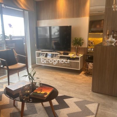 Apartamento com 85m², 2 quartos (sendo 1 suíte), 1 garagem, no bairro Kobrasol em São José