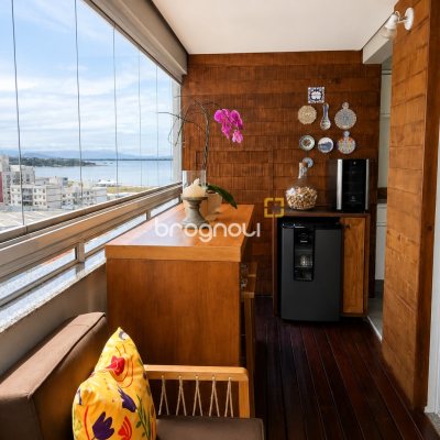 Apartamento com 85m², 2 quartos (sendo 1 suíte), 1 garagem, no bairro Kobrasol em São José