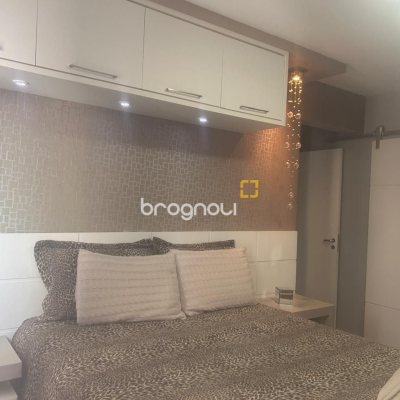 Apartamento com 85m², 2 quartos (sendo 1 suíte), 1 garagem, no bairro Kobrasol em São José