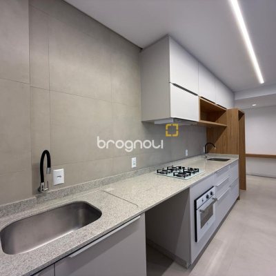 Studio com 40m², 1 quarto, 1 garagem, no bairro Centro em Florianópolis