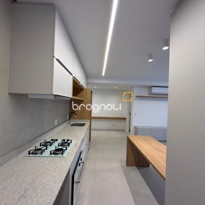 Studio com 40m², 1 quarto, 1 garagem, no bairro Centro em Florianópolis