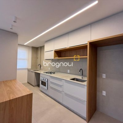 Studio com 40m², 1 quarto, 1 garagem, no bairro Centro em Florianópolis