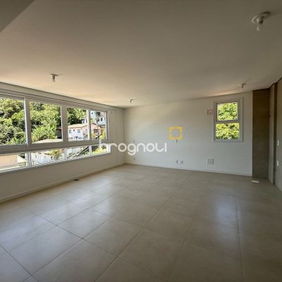 Studio com 40m², 1 quarto, 1 garagem, no bairro Centro em Florianópolis