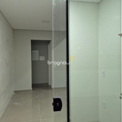 Casa com 113m², 3 quartos (sendo 1 suíte), 2 garagens, no bairro Forquilhas em São José