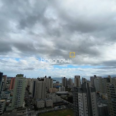 Cobertura com 459m², 4 quartos (sendo 2 suítes), 3 garagens, no bairro Campinas em São José