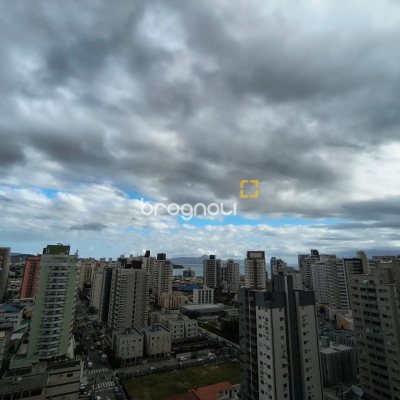 Cobertura com 459m², 4 quartos (sendo 2 suítes), 3 garagens, no bairro Campinas em São José