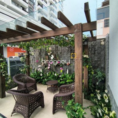 Cobertura com 459m², 4 quartos (sendo 2 suítes), 3 garagens, no bairro Campinas em São José