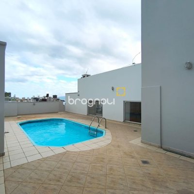 Cobertura com 459m², 4 quartos (sendo 2 suítes), 3 garagens, no bairro Campinas em São José