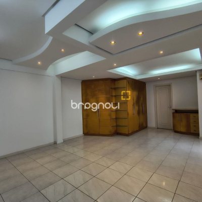 Cobertura com 459m², 4 quartos (sendo 2 suítes), 3 garagens, no bairro Campinas em São José