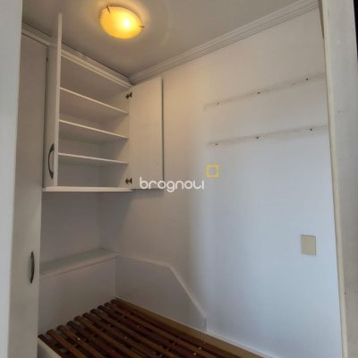 Cobertura com 459m², 4 quartos (sendo 2 suítes), 3 garagens, no bairro Campinas em São José