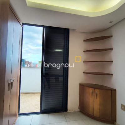 Cobertura com 459m², 4 quartos (sendo 2 suítes), 3 garagens, no bairro Campinas em São José